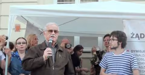 Embedded thumbnail for Jan Pietrzak pod namiotem Solidarnych 2010 : Dajecie świadectwo